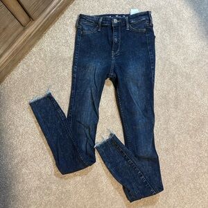 Hollister High-rise Skinny Soft Advanced Stretch Dark Denim Jean Legging 0R, 24